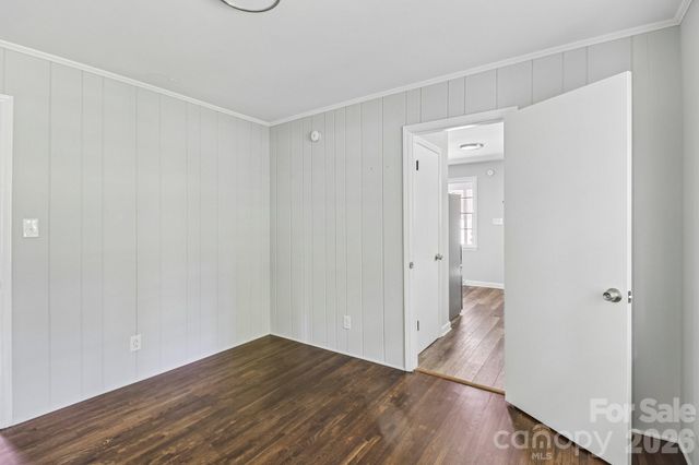 5320 Dolphin Lane, Charlotte, NC 28215