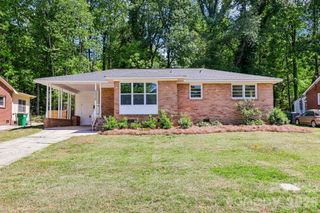 5320 Dolphin Lane, Charlotte, NC 28215