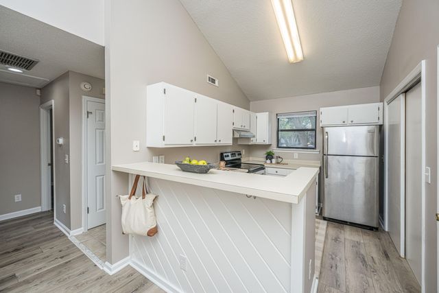 909 E Estates Boulevard Apt C, Charleston, SC 29414