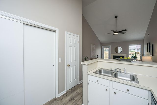 909 E Estates Boulevard Apt C, Charleston, SC 29414