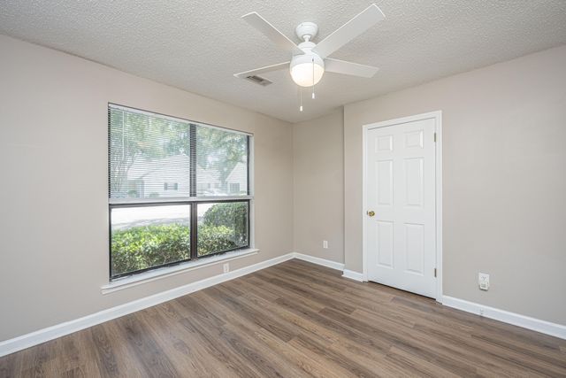909 E Estates Boulevard Apt C, Charleston, SC 29414