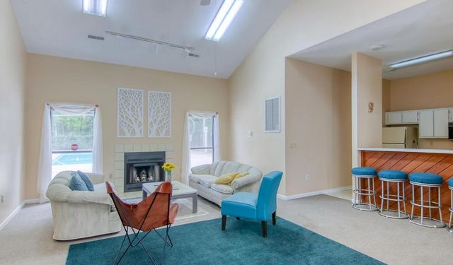 909 E Estates Boulevard Apt C, Charleston, SC 29414
