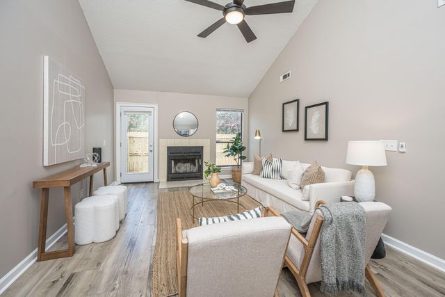 909 E Estates Boulevard Apt C, Charleston, SC 29414