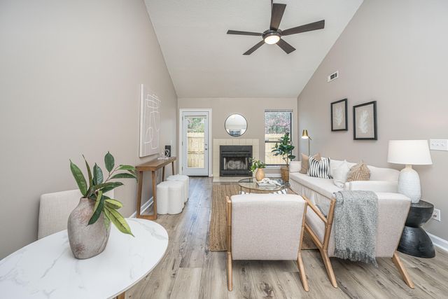 909 E Estates Boulevard Apt C, Charleston, SC 29414