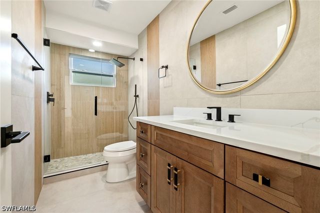 1200 Cypress Woods DR, Naples, FL 34103