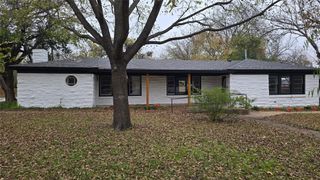 5640 Fursman Avenue, Fort Worth, TX 76114