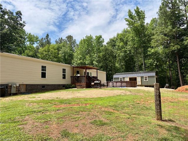 2595 Stokes Road, Denton, NC 27239
