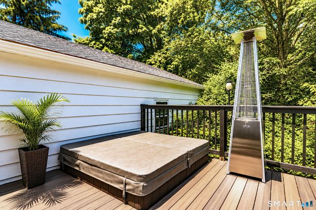 138 Pulaski Highway, Ansonia, CT 06401