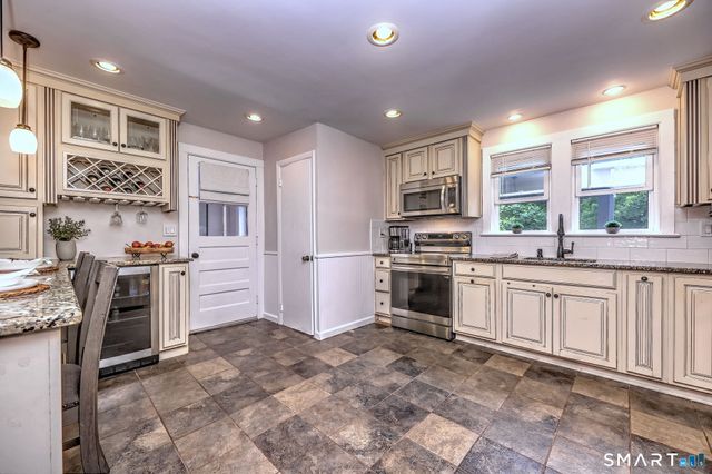 138 Pulaski Highway, Ansonia, CT 06401