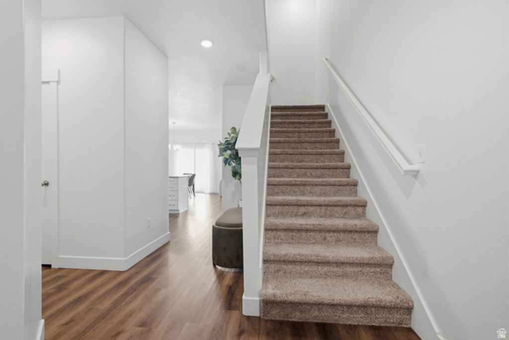 828 N GLEN EAGLES CT, Tooele, UT 84074 — photo 2