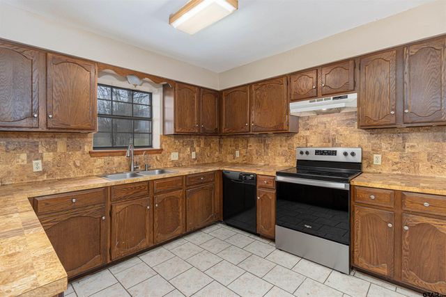 400 Brigadoon, Tyler, TX 75703