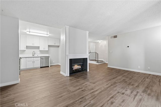 125 N Allen Avenue 213, Pasadena, CA 91106
