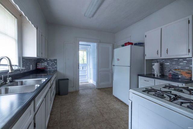 1105 N Wheeling Avenue, Muncie, IN 47303