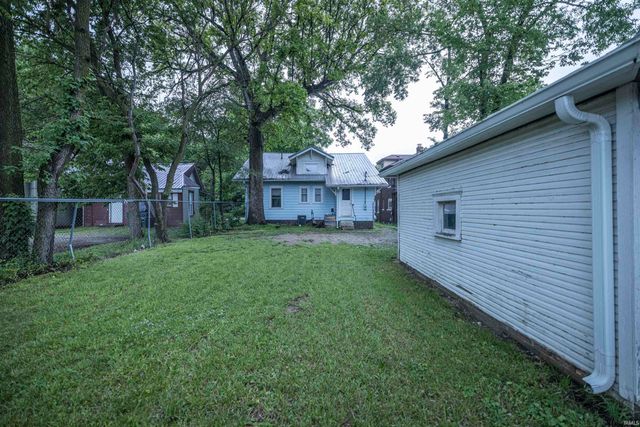 1105 N Wheeling Avenue, Muncie, IN 47303
