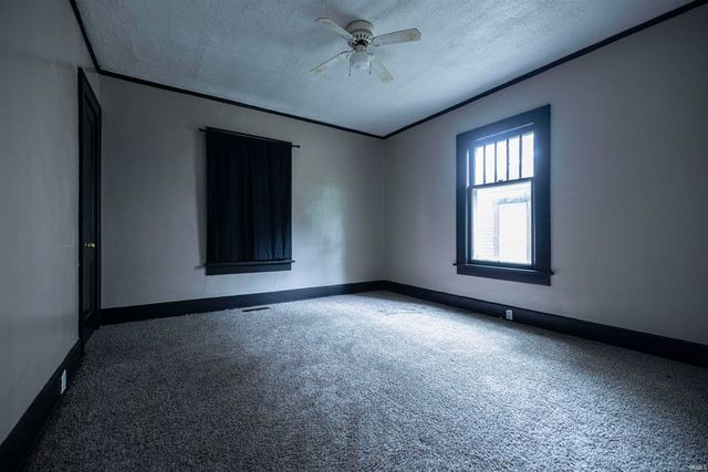 1105 N Wheeling Avenue, Muncie, IN 47303