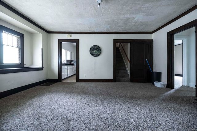 1105 N Wheeling Avenue, Muncie, IN 47303