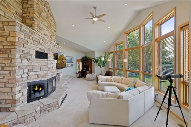 8325 Ox Yoke Circle, Maple Plain, MN 55359
