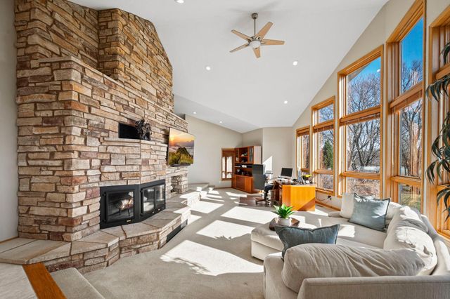 8325 Ox Yoke Circle, Maple Plain, MN 55359
