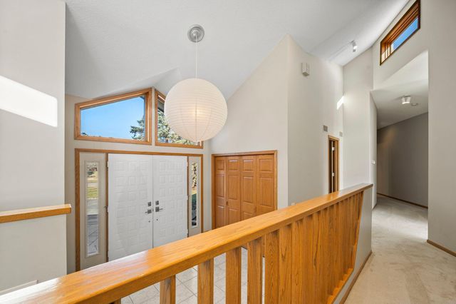 8325 Ox Yoke Circle, Maple Plain, MN 55359