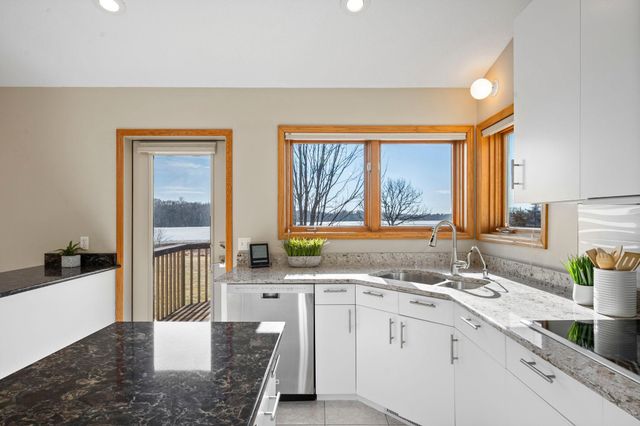 8325 Ox Yoke Circle, Maple Plain, MN 55359