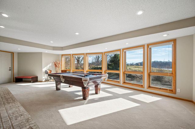 8325 Ox Yoke Circle, Maple Plain, MN 55359