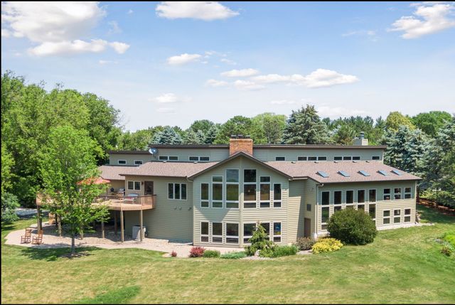8325 Ox Yoke Circle, Maple Plain, MN 55359