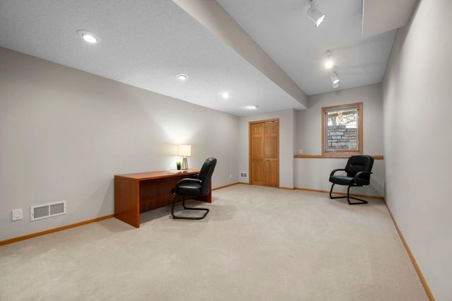 8325 Ox Yoke Circle, Maple Plain, MN 55359
