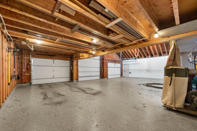 8325 Ox Yoke Circle, Maple Plain, MN 55359