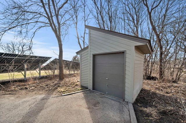 8325 Ox Yoke Circle, Maple Plain, MN 55359