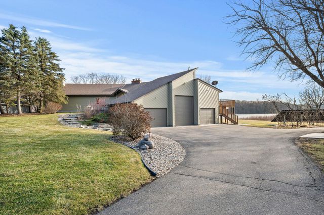 8325 Ox Yoke Circle, Maple Plain, MN 55359