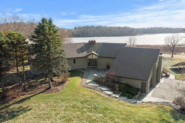 8325 Ox Yoke Circle, Maple Plain, MN 55359