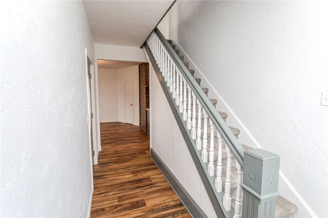 325 Laughlin St, Dawson, PA 15428