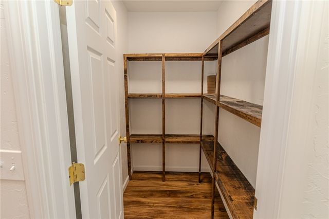 325 Laughlin St, Dawson, PA 15428