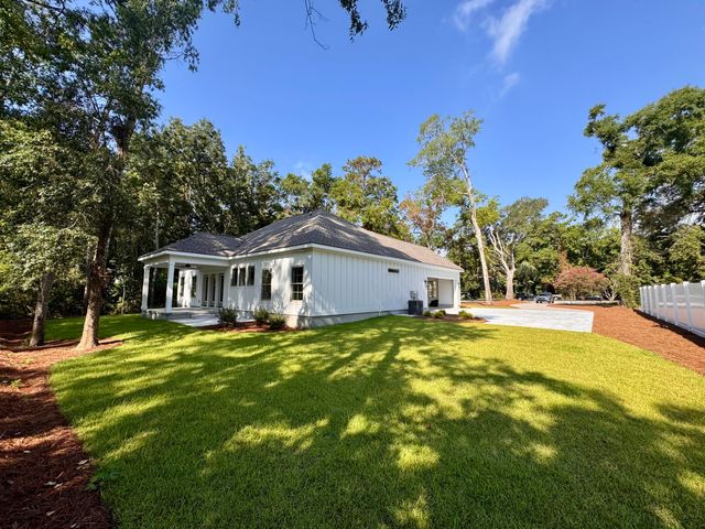 13420 Ocean Highway, Pawleys Island, SC 29585