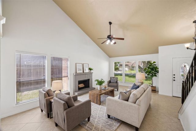 15714 Pipers View Drive, Houston, TX 77598