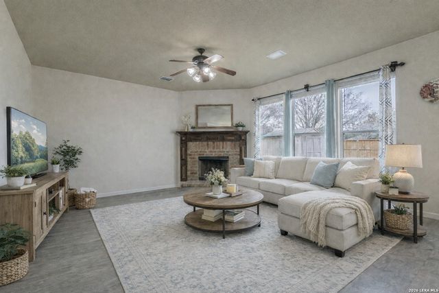 137 STAMPEDE RANCH, Selma, TX 78154