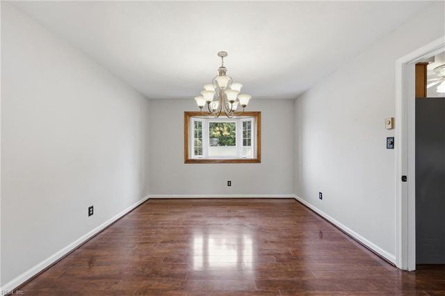 4498 Hialeah DR, Virginia Beach, VA 23464