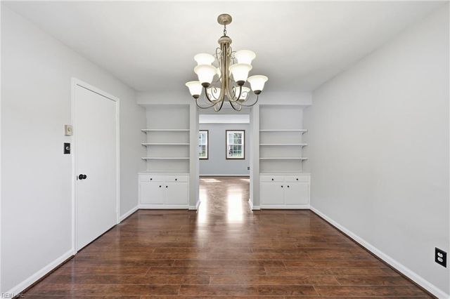 4498 Hialeah DR, Virginia Beach, VA 23464