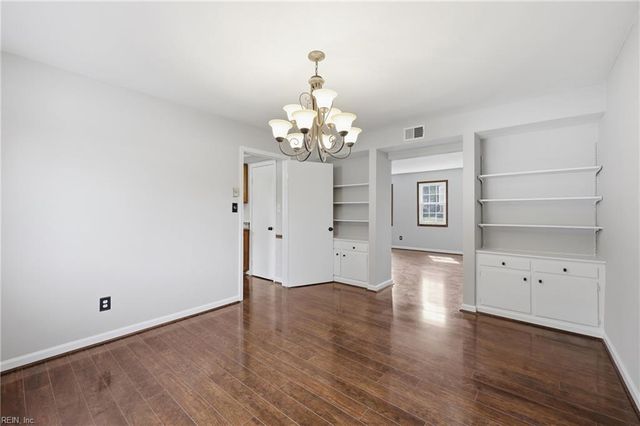 4498 Hialeah DR, Virginia Beach, VA 23464