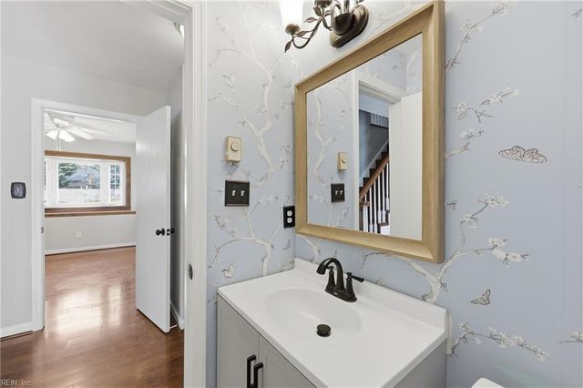 4498 Hialeah DR, Virginia Beach, VA 23464