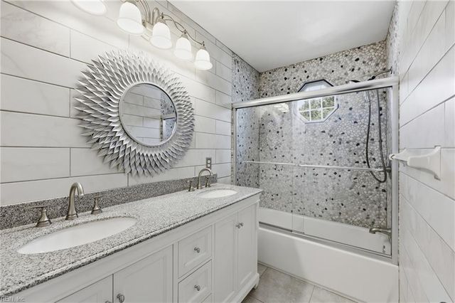 4498 Hialeah DR, Virginia Beach, VA 23464