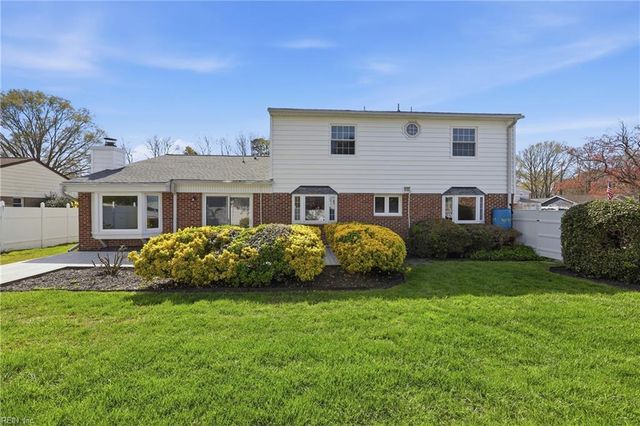 4498 Hialeah DR, Virginia Beach, VA 23464