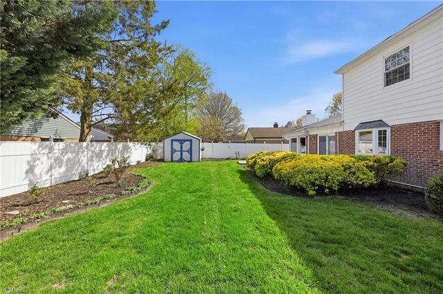 4498 Hialeah DR, Virginia Beach, VA 23464