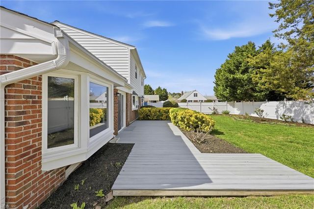 4498 Hialeah DR, Virginia Beach, VA 23464