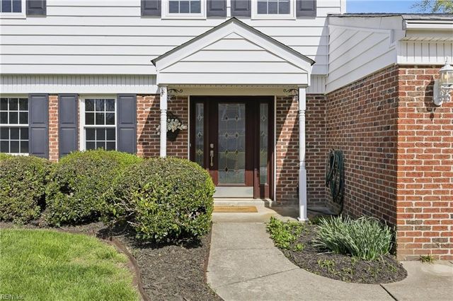 4498 Hialeah DR, Virginia Beach, VA 23464