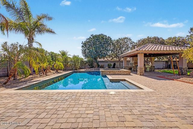 5380 S CROSSCREEK Drive, Chandler, AZ 85249