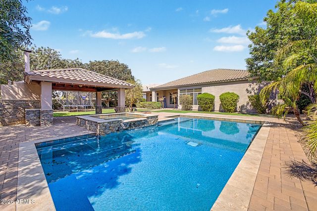 5380 S CROSSCREEK Drive, Chandler, AZ 85249
