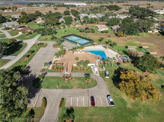 113 Brentwood Drive N, Lake Placid, FL 33852