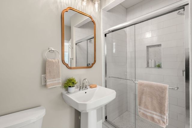 211 Florence Ave, Arlington, MA 02476