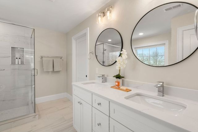 211 Florence Ave, Arlington, MA 02476